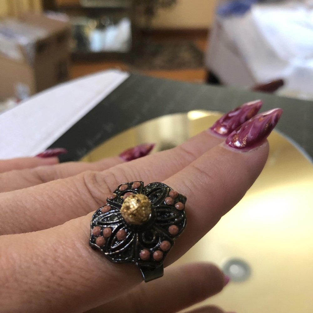 Brown Ring